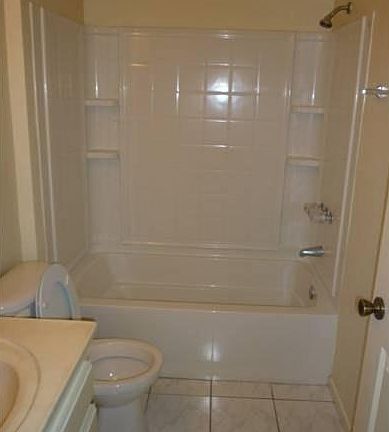 5th image of 1525 W 207th St