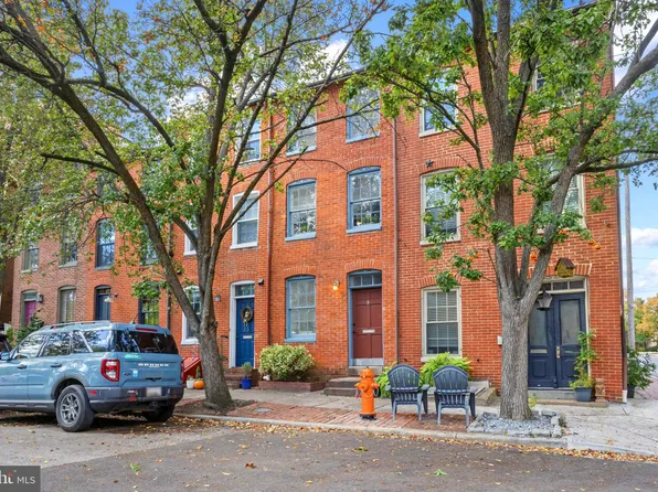 802 Leadenhall St, Baltimore, MD 21230