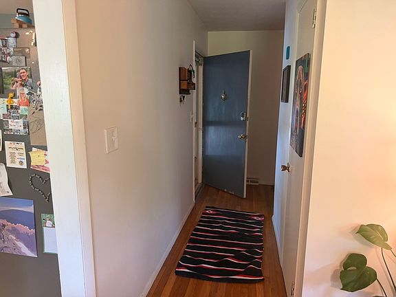 5th image of 315 Foxcroft Dr