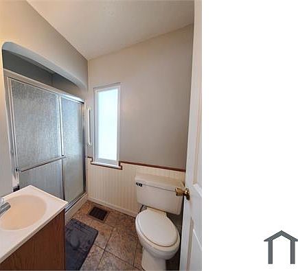 2nd image of 2692 W Mound St