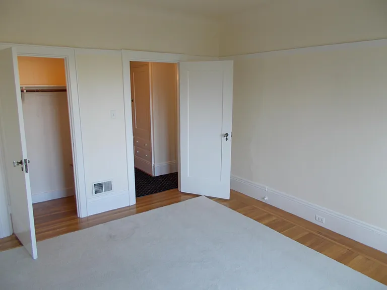 2822 Lyon St — Photo 17