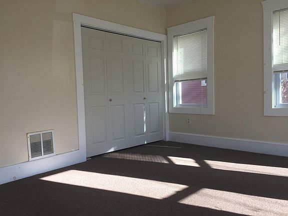 4th image of 49 Hancock St #1