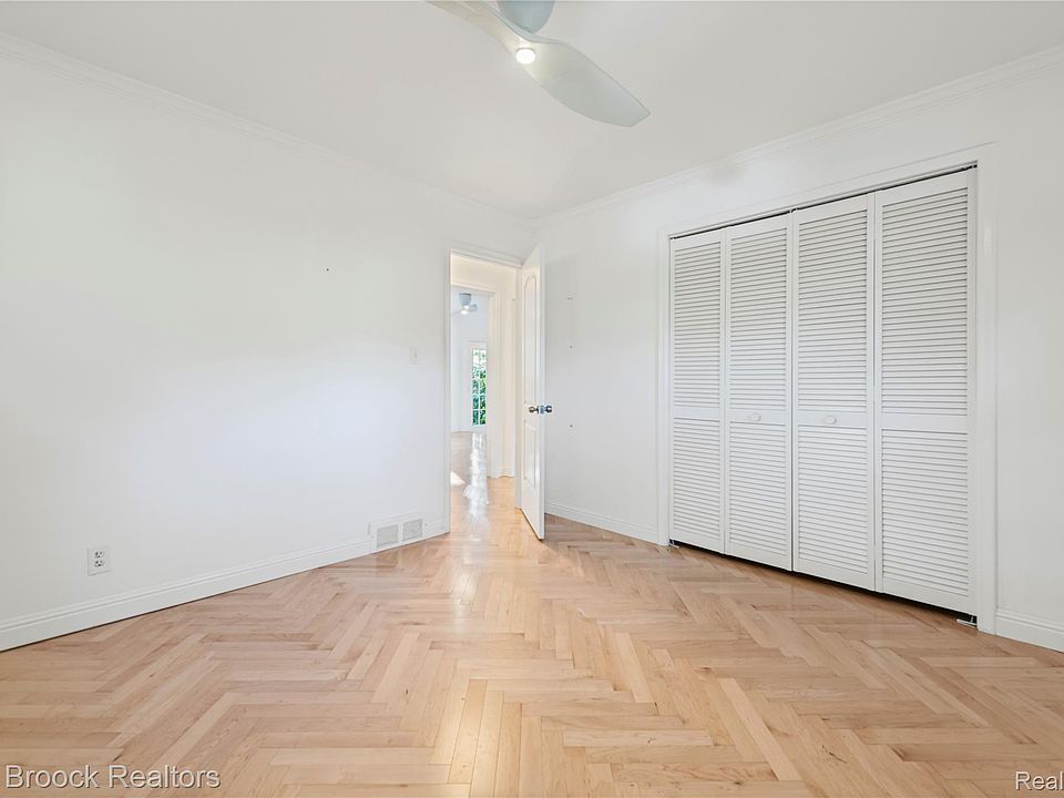 2665 Middlebelt Rd, photo 10