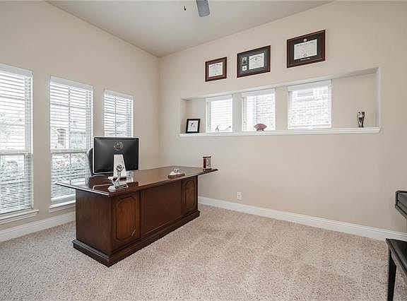 4th image of 3414 Cedar Ln