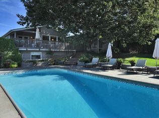 5105 Scenic Dr, Yakima, WA 98908