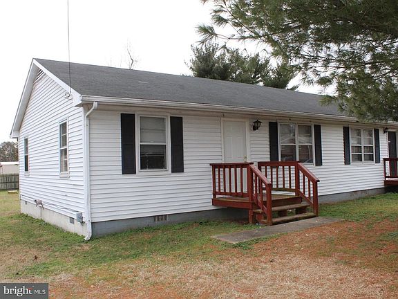 2nd image of 211 Church St #A