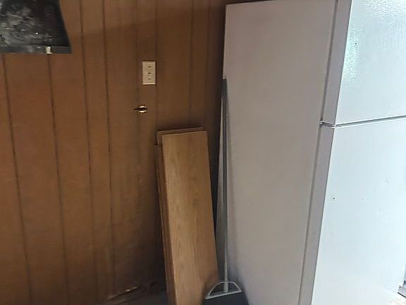 3rd image of 46400 N Seven Springs Rd #4