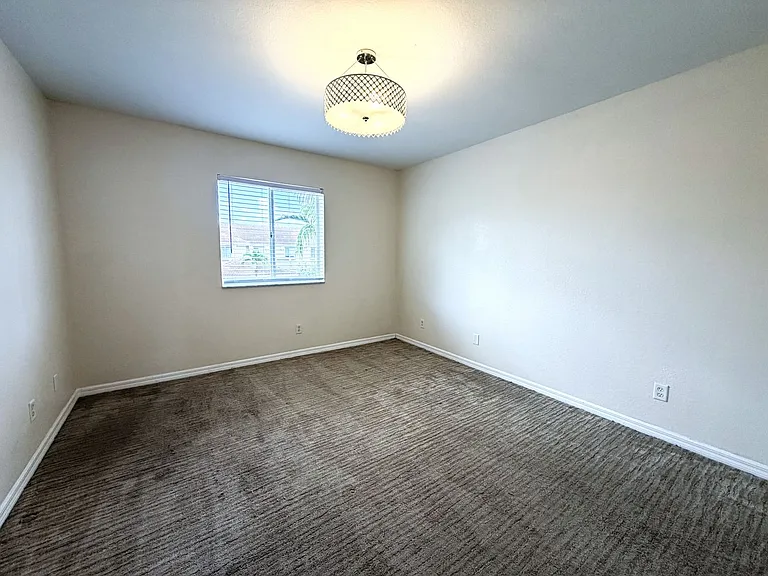 9701 Roundstone Cir — Photo 25