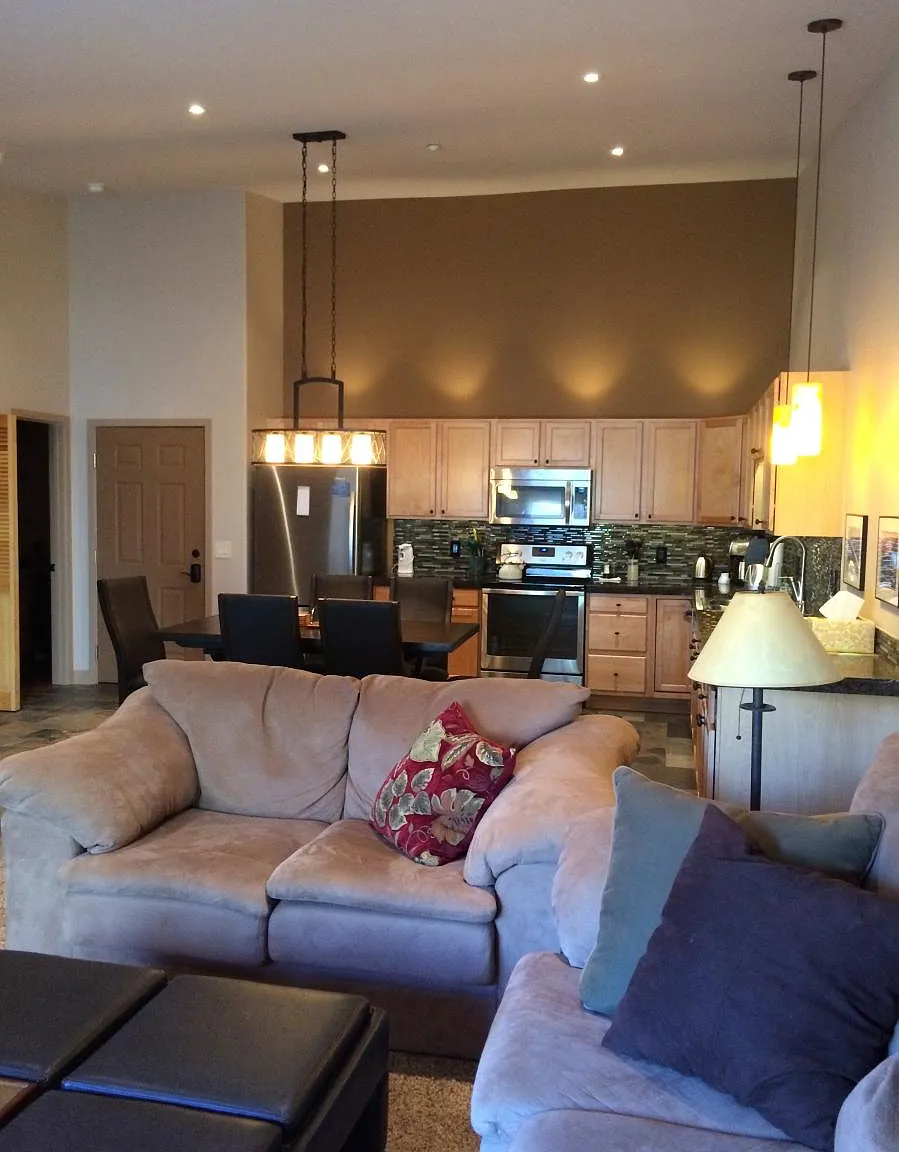 2 bed, 1100 sqft, $3,450 — Photo 3