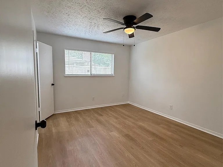 3206 Cascade Creek Dr — Photo 15