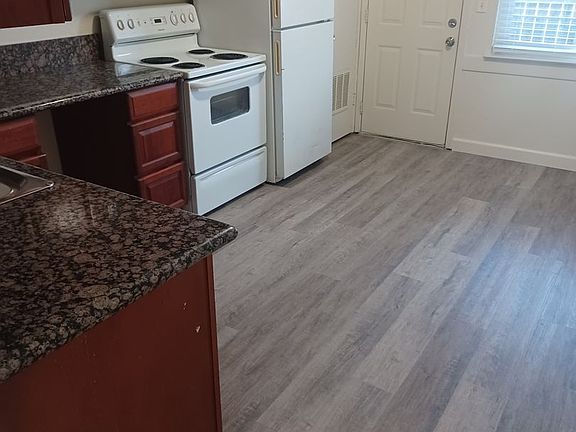 5th image of 181-191-205-207- E Pacific Ave #191A