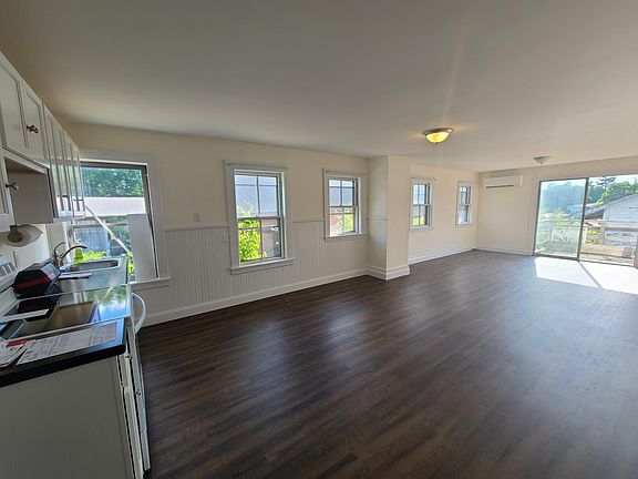 3rd image of 12 Garden St #2