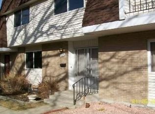 565 S Xenon Ct, Lakewood, CO 80228