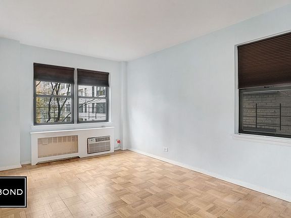 4th image of 20 Beekman Pl #6BB