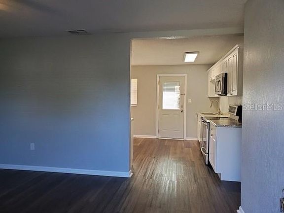 2nd image of 4055 Jenny Dr
