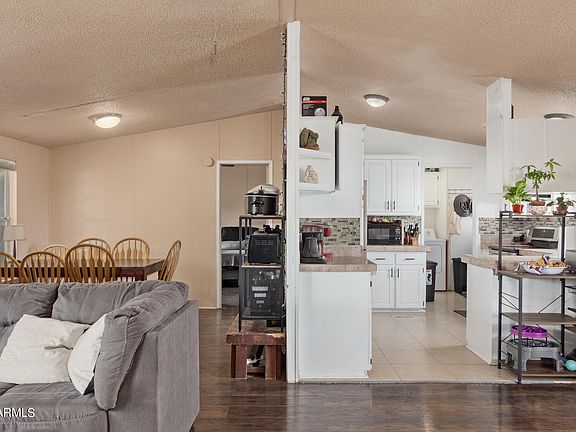 4th image of 45004 W GARVEY Avenue