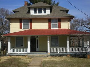 460 Riverland Rd SE, Roanoke, VA 24014