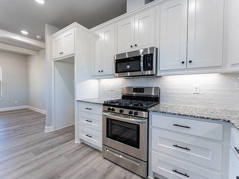 2312 John Montgomery Cir — Photo 17