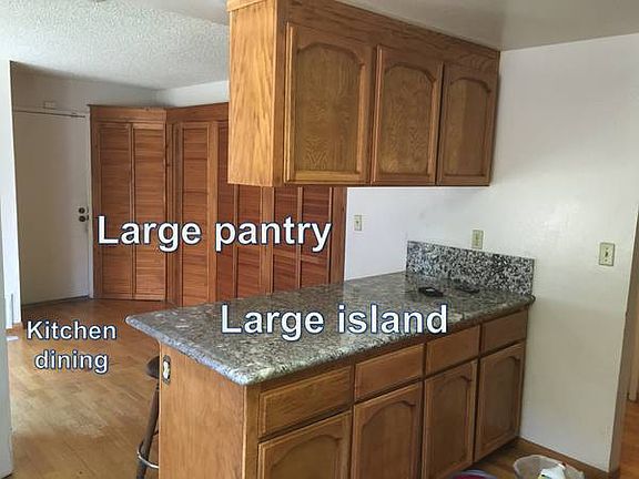 2nd image of 2758 Mabury Sq