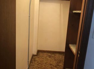 15 Walnut St, Ludlow, MA 01056