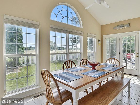 3rd image of 413 Creeks End Ln