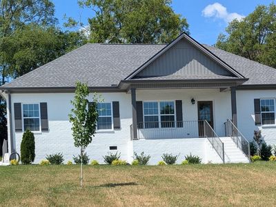 1402 Club Cir, Gallatin, TN, 37066