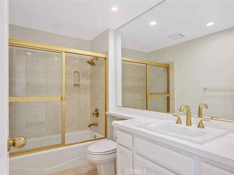 5974 Ruthwood Dr — Photo 18