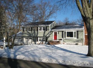 6 Kathleen Pl, Morris Plains, NJ 07950