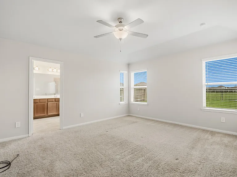 1207 Cascade Hills Dr — Photo 10