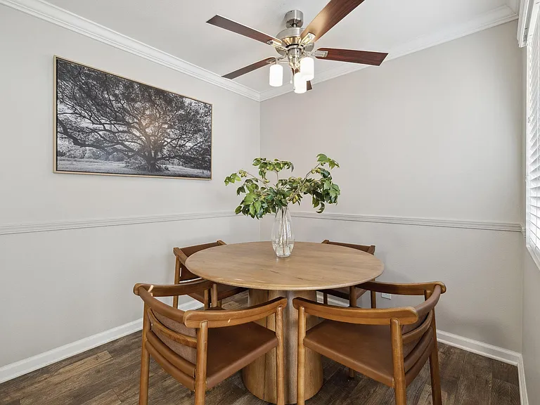 Shadow Ridge Apartment Homes — Photo 8