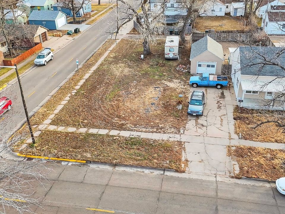 1st image of 802 W E Street