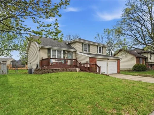 813 Valerie Ln, Gardner, KS 66030