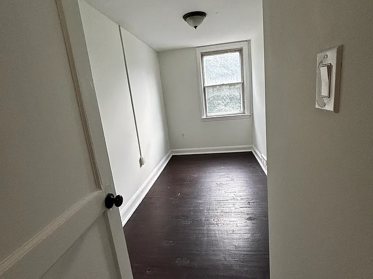 Bedroom #1