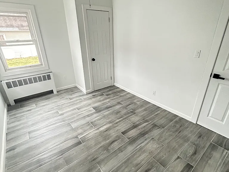 417 Burkhard Ave — Photo 10