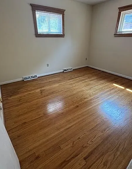 2784 Euclid — Photo 9