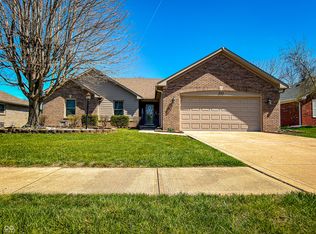 393 Savannah Dr, Greenwood, IN