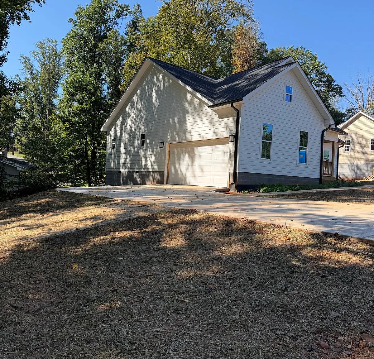 3 bed, 1484 sqft, $2,300 — Photo 1