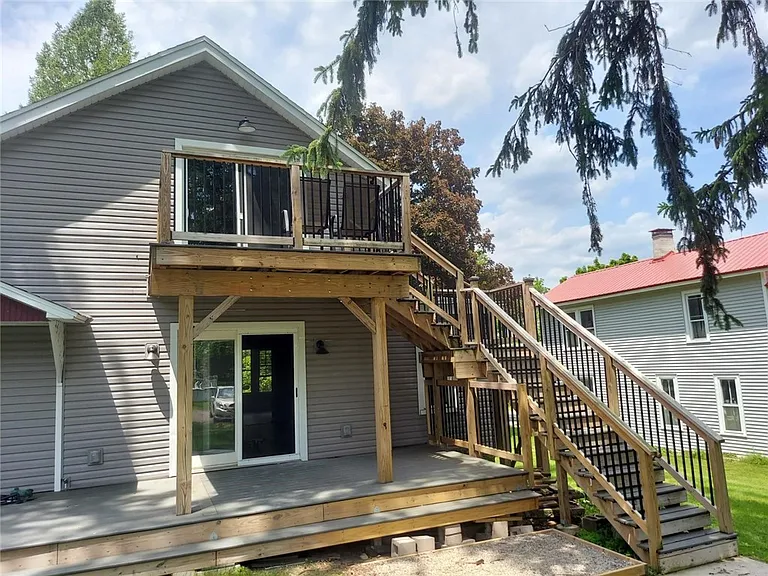 225 Chapin St #2 — Photo 14