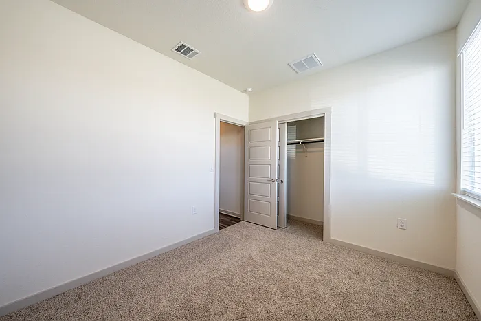 13708 Lubeck Dr — Photo 15