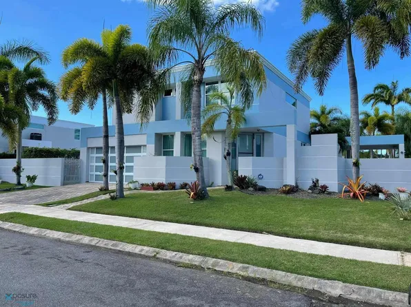 438 Via Mediterranea #438, Dorado, PR 00646