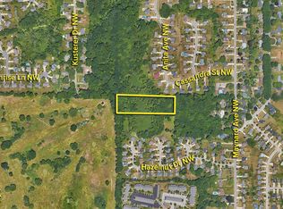 775 Maynard Ave NW, Grand Rapids, MI