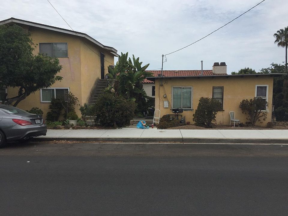 2nd image of 4403 Montalvo St