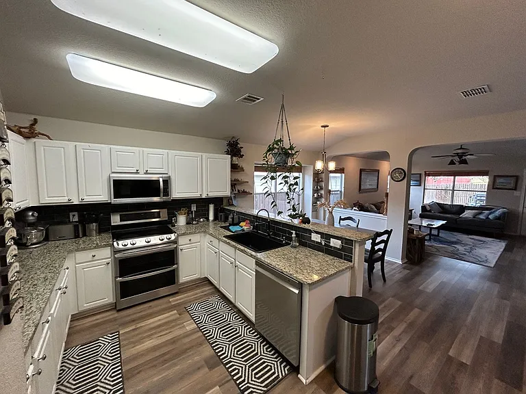 10607 Timber Country — Photo 7