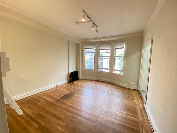 4th image of 360 Hyde St APT 407