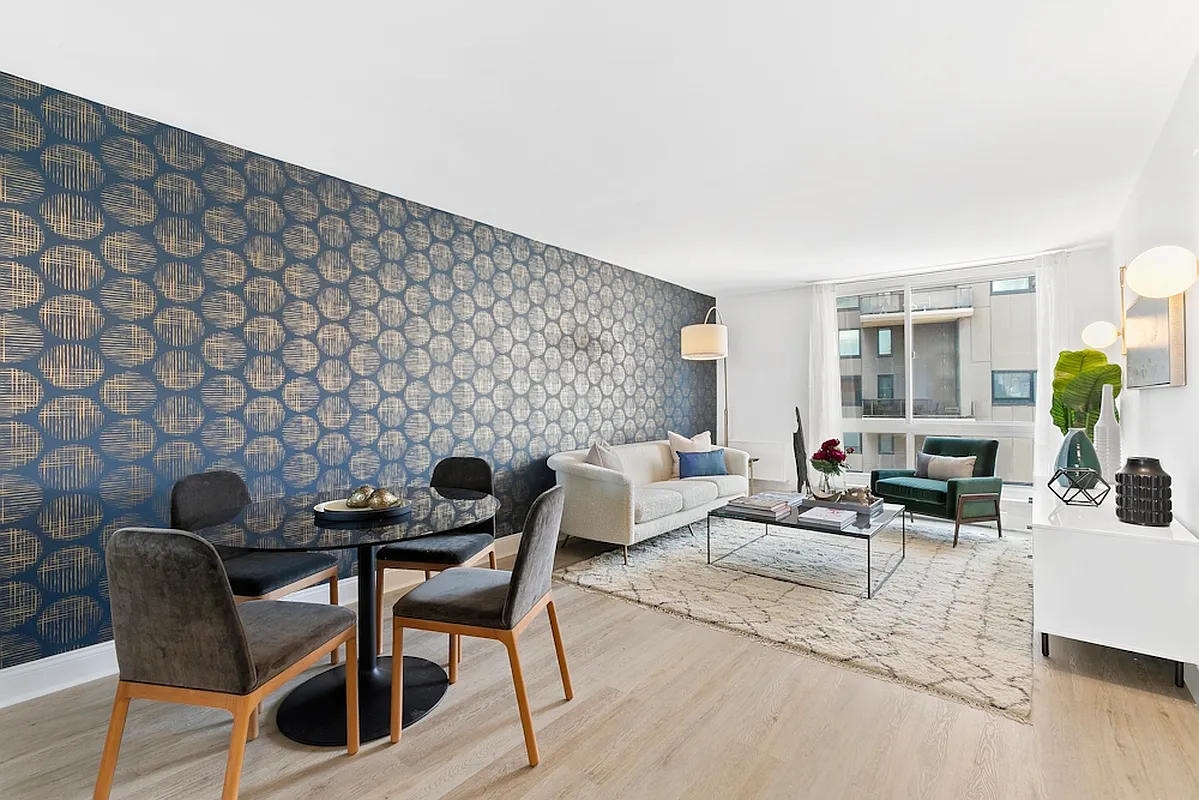 546 Main Street 1108
