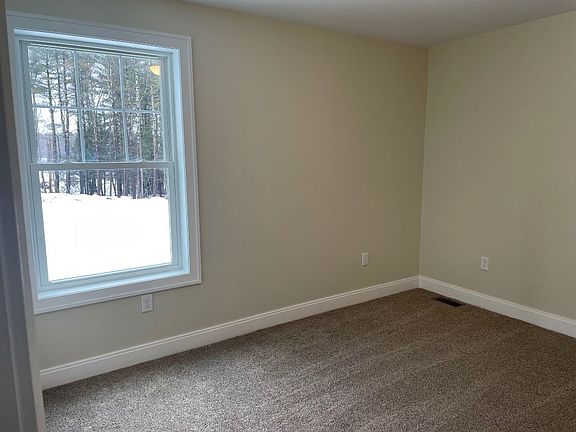 5th image of 24 Campbell Dr #A