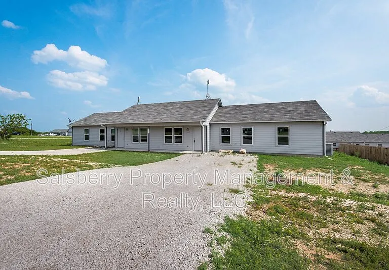 169 Private Road 4211 Ct #200 — Photo 3
