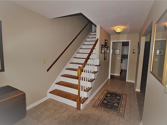 2nd image of 4869 Pembroke Dr