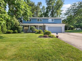 17744 Parker Dr, South Bend, IN 46635