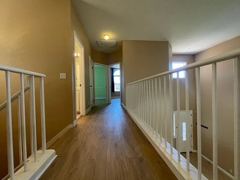 7832 Danner Ct — Photo 27